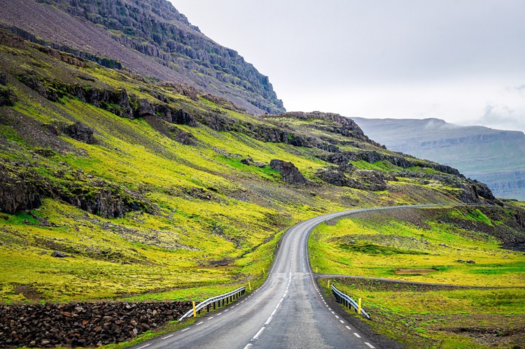 Ringweg bij Djupivogur, IJsland